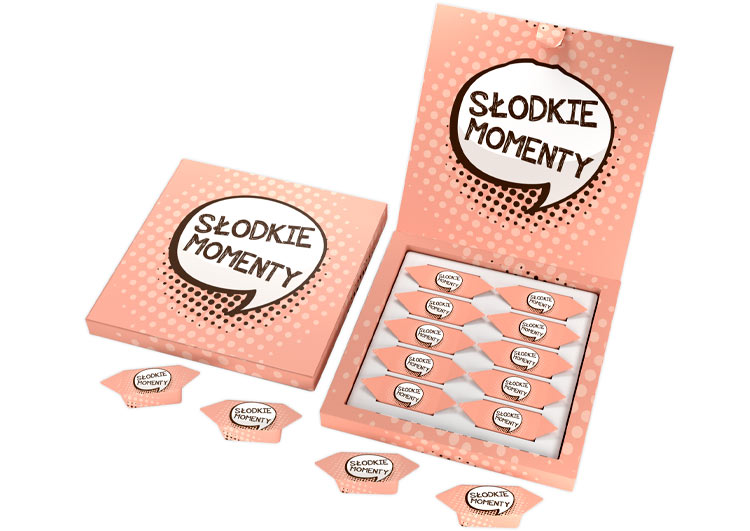 Słodki upominek firmowy – bombonierka Milanowska z 10 krówkami w etykietach z nadrukiem logo firmy