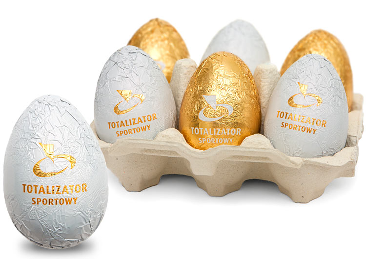 Personalizowane jajka czekoladowe w foliowych opakowaniach z logo firmy