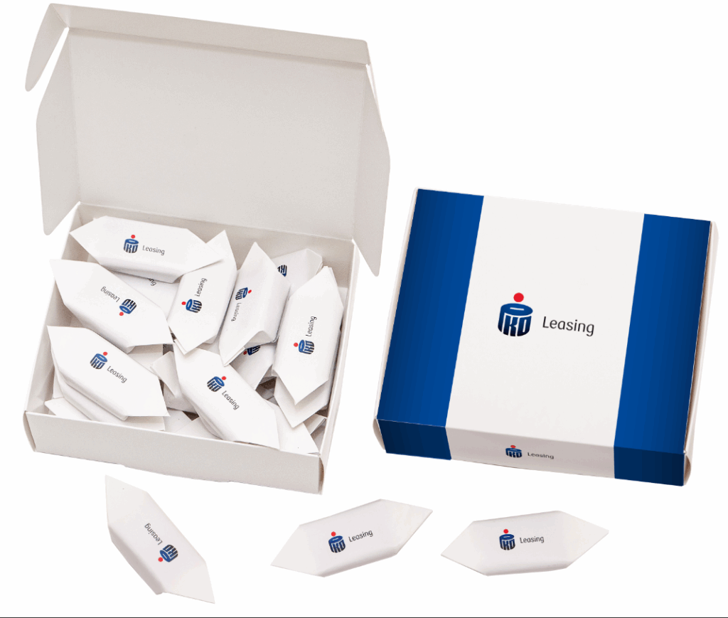 Zestaw krówek w prostokątnym pudełku z możliwością nadruku reklamowego